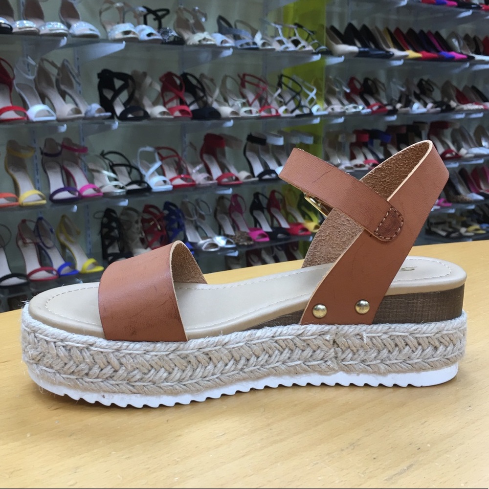 Size 6.5 Soda Clip Tan FlatForm Espadrille Sandal - Picture 4 of 9